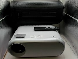 GPX PJ712W PROJECTOR